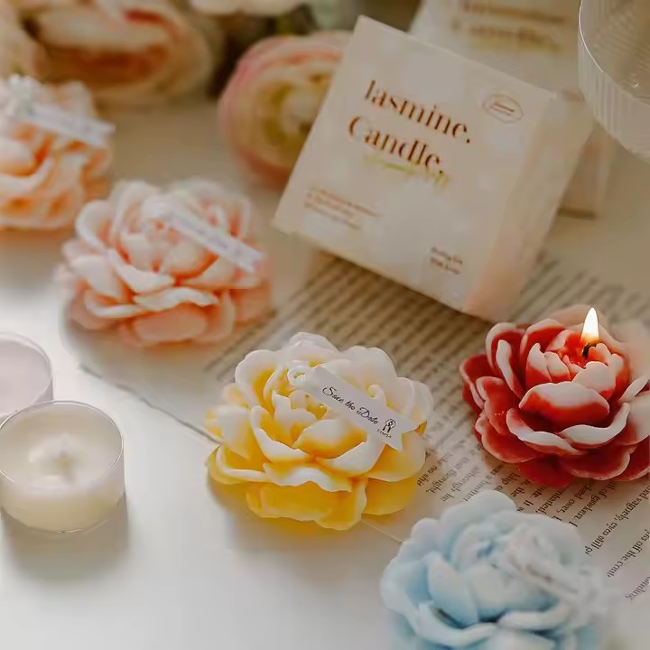 Creative Handmade Flower-Shaped Soy Wax Natural Scented Candles
