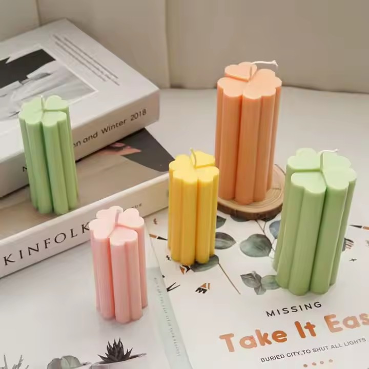 Custom Clover-Shaped Pillar Scented Candles for Private Label & Wholesale