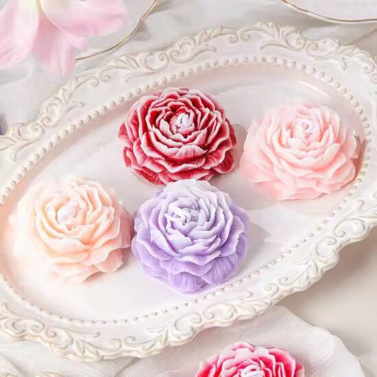 Flower Shaped Scented Molded Candle for Custom Valentine's or Mother's Day Gifts