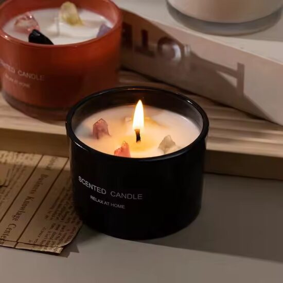 Custom soy wax scented candle in glass jar for wholesale