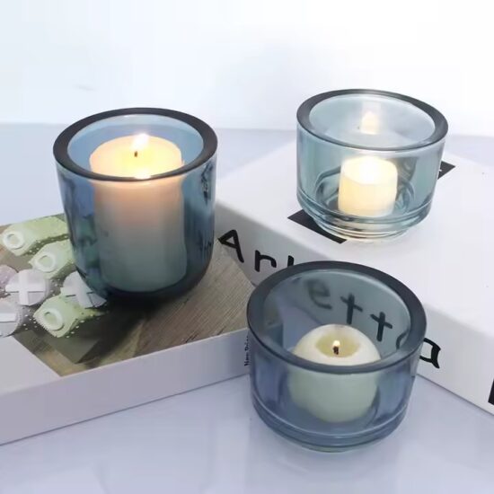 Scented glass jar candle for garden party and home ambiance