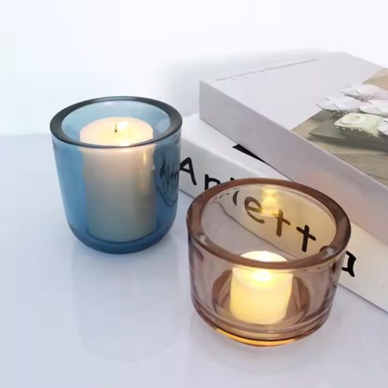 Scented glass jar candle for garden party and home ambiance