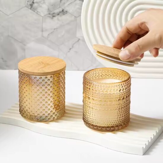 Scented glass jar candle with electroplated band and wooden lid wholesale