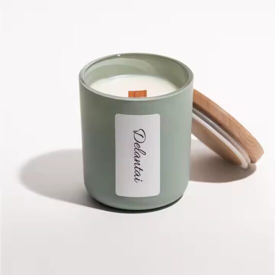 Luxury eco-friendly glass jar candle with custom scent